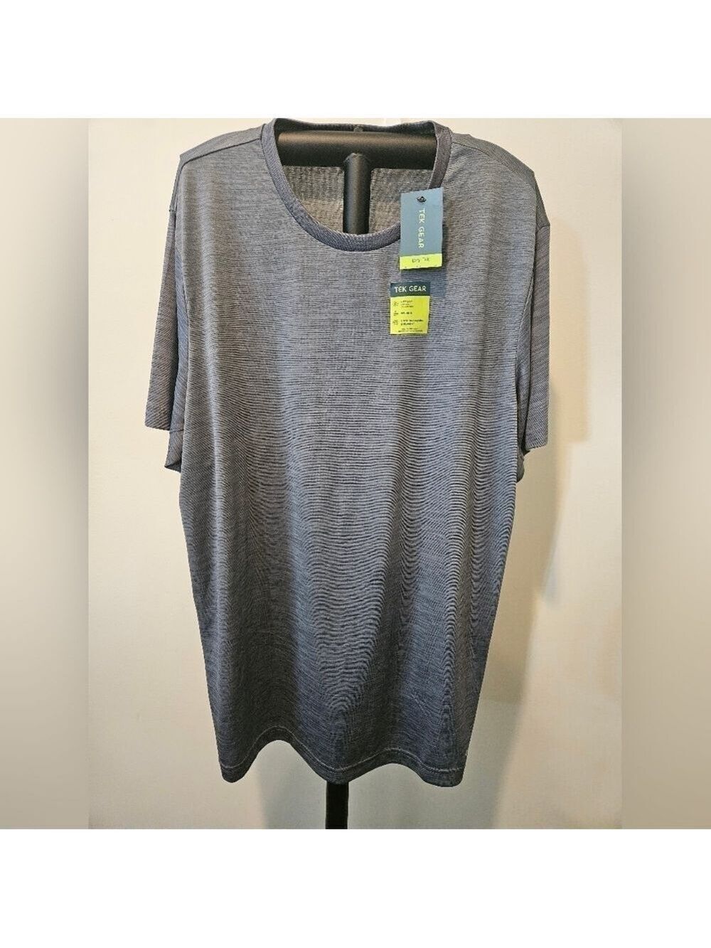 TEK GEAR NWT MEN'S DRY TECH  MARLED GREY  UPF 25+ SWEAT WICKING SS TEE SIZE XL